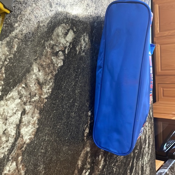 Cubs carrying bag it is 16 long 13 1/2 tall - Picture 6 of 6